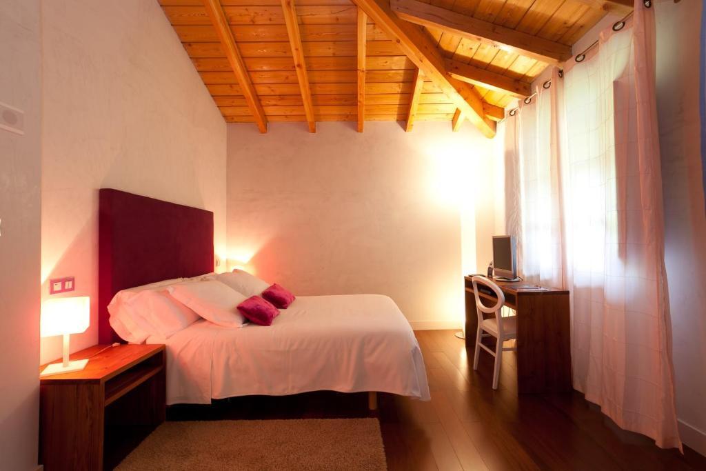 Casa Rural Etxegorri Orozko Bilik gambar